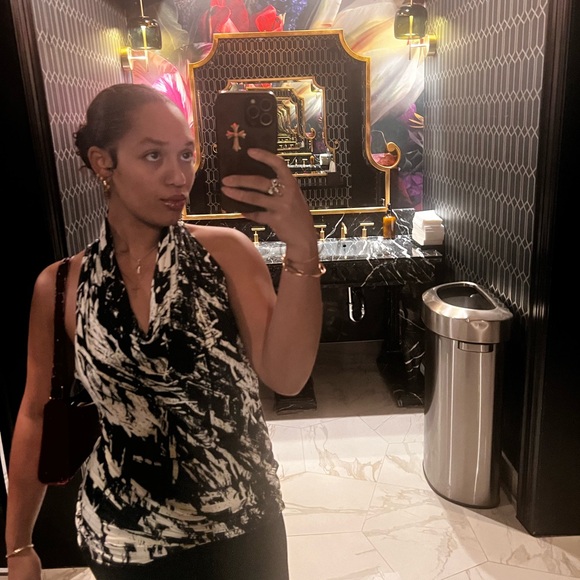 Meet your Posher, Chloe - Picture 1 of 1